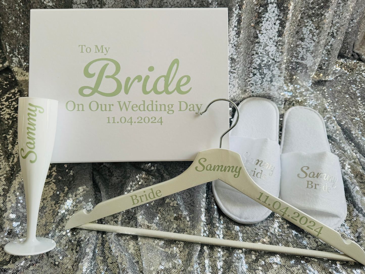 Bride Gift box/ Wedding Day Gift Box / Bride to be Gift from Groom