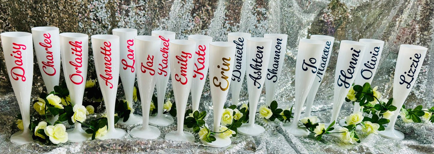 Personalised White Plastic flutes/ Hen party/ Wedding / Party / Prom